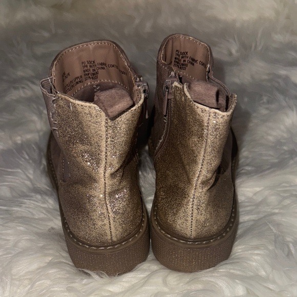 Steve Madden Kids Boots with Glitter Detail - Picture 4 of 6
